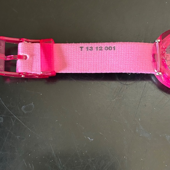 Hello Kitty Swatch Watch - Pink Butterfly- Flix Flax - - Picture 6 of 10